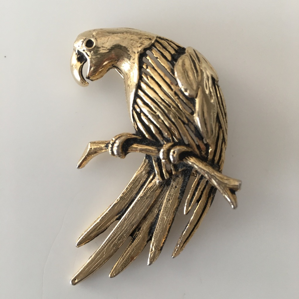 Vintage Parrot Brooch/Pin Textured Gold Tone